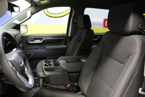 New 2026 GMC Sierra 1500 Elevation image 18
