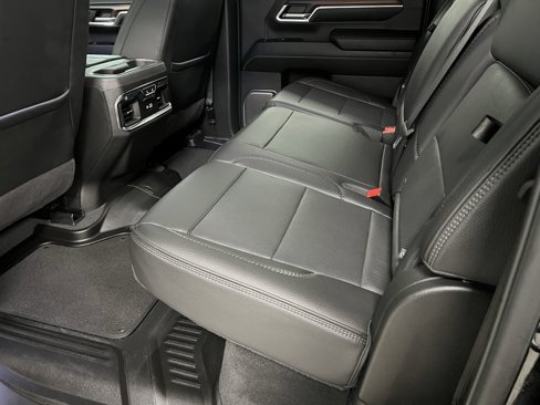 Used 2024 GMC Sierra 3500 Denali w/ Technology Package image 50