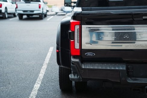 Used 2024 Ford F450 Platinum image 13