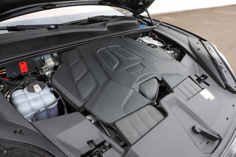 Used 2024 Porsche Cayenne Coupe image 29