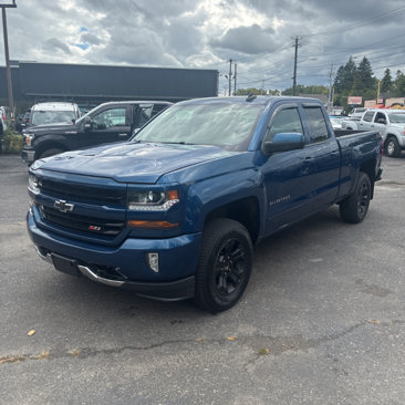 Used 2018 Chevrolet Silverado 1500 LT w/ All Star Edition image 3