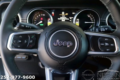Used 2023 Jeep Wrangler Unlimited Sahara image 18