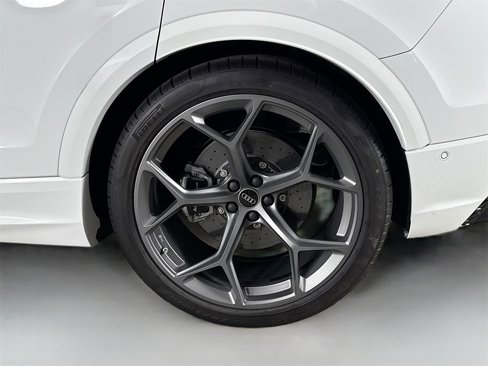 New 2025 Audi RS Q8 performance image 33