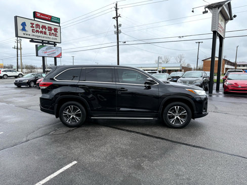 Used 2019 Toyota Highlander LE image 5