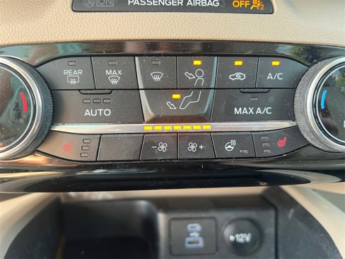 Used 2022 Ford Escape SEL w/ Technology Package image 29