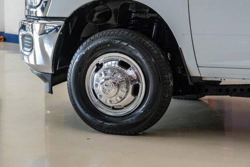 Used 2024 RAM 3500 Tradesman w/ Chrome Appearance Group image 48
