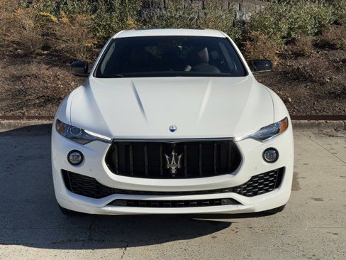 New 2024 Maserati Levante GT Ultima image 8