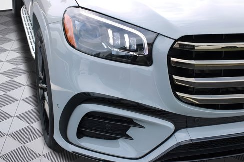 New 2025 Mercedes-Benz GLS 450 4MATIC image 11