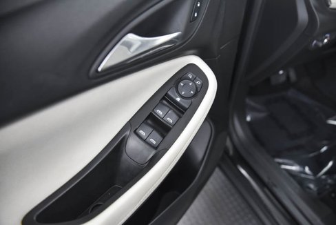 Used 2024 Buick Encore GX Preferred image 10