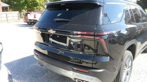New 2026 Chevrolet Traverse LT w/ Driver Confidence Package image 5