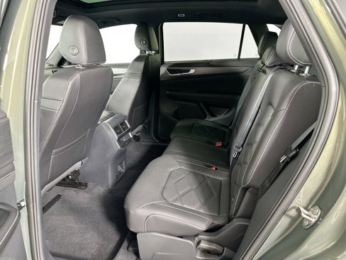New 2025 Volkswagen Atlas Cross Sport SE image 21
