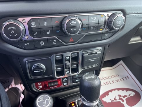 New 2025 Jeep Wrangler Unlimited Rubicon image 23