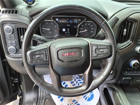 Used 2022 GMC Sierra 2500 AT4 w/ AT4 Premium Plus Package image 16