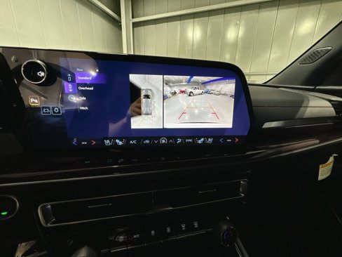 New 2026 Chevrolet Traverse RS w/ LPO, Floor Liner Package image 25