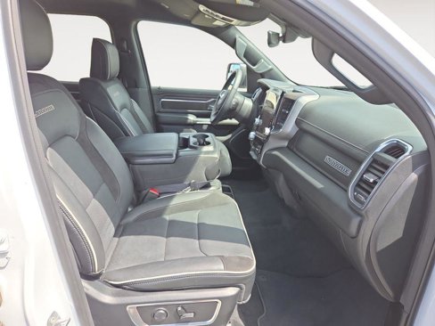 Used 2025 RAM 1500 Laramie image 17