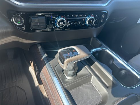 New 2026 GMC Sierra 1500 SLT image 22