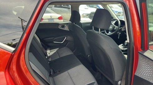 Used 2021 Kia Soul LX image 13