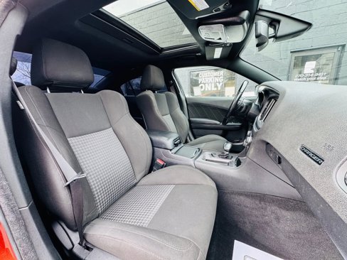 Used 2021 Dodge Charger GT w/ Blacktop Package image 21
