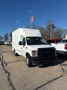 Used 2022 Ford E-350 and Econoline 350 Super Duty w/ Power Windows & Locks Group image 1
