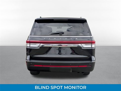 Certified 2024 Lincoln Navigator L 4WD image 5
