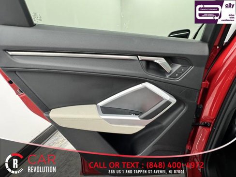 Used 2024 Audi Q3 2.0T Premium image 47