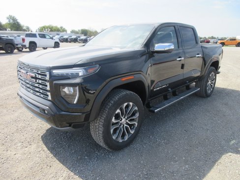 New 2026 GMC Canyon Denali image 10
