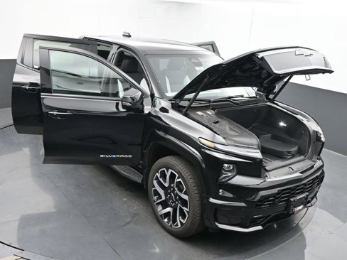 New 2025 Chevrolet Silverado EV RST image 56