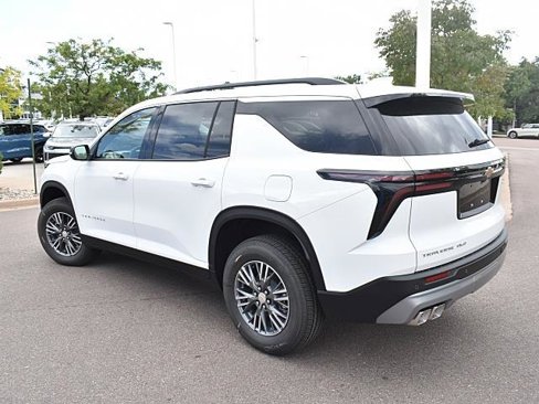 New 2026 Chevrolet Traverse LT w/ LPO, Floor Liner Package image 4