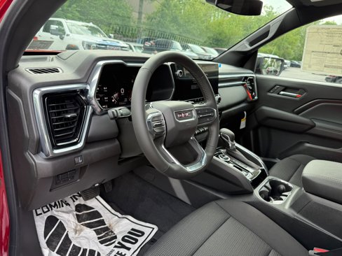 New 2025 GMC Canyon Elevation w/ Technology Package image 13