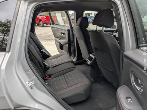 Used 2023 Honda HR-V Sport image 12