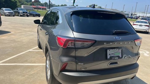 Used 2022 Ford Escape SE w/ Convenience Package image 6