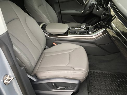 New 2025 Audi Q8 Premium Plus image 10