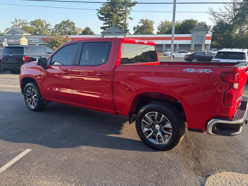 Used 2025 Chevrolet Silverado 1500 LT image 10