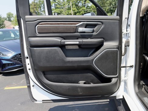 Used 2020 RAM 1500 Laramie w/ Off Road Group image 38
