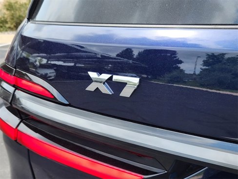 New 2026 BMW X7 M60i image 23
