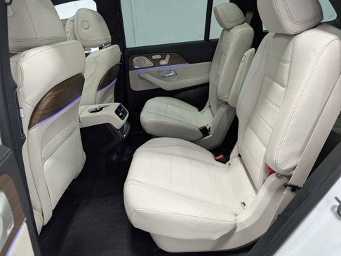 New 2026 Mercedes-Benz GLS 580 4MATIC image 22