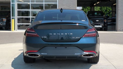 Used 2025 Genesis G70 3.3T Advanced w/ Sport Prestige Package image 5