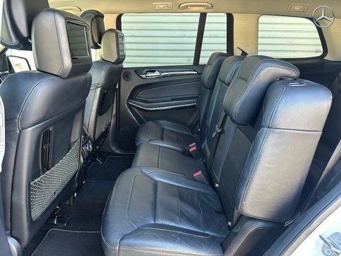 Used 2018 Mercedes-Benz GLS 550 4MATIC image 13