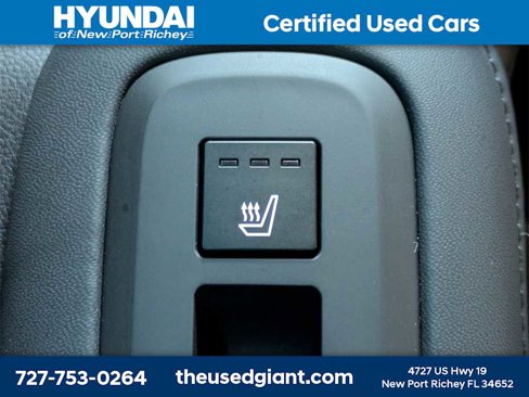 Used 2025 Hyundai Santa Fe Limited image 23