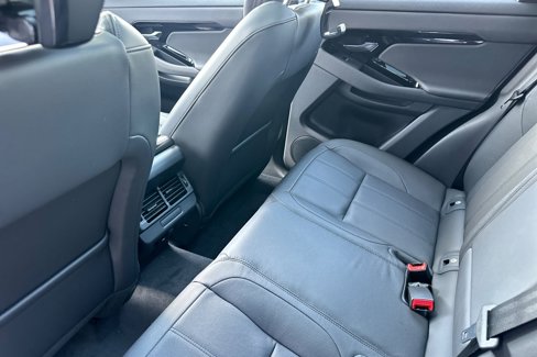 New 2026 Land Rover Range Rover Evoque Dynamic SE image 12
