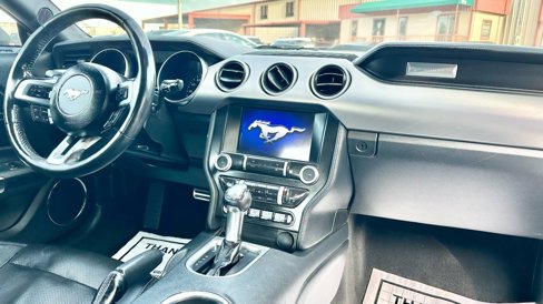 Used 2022 Ford Mustang Premium image 15