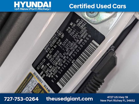 Used 2025 Kia Sportage EX image 38