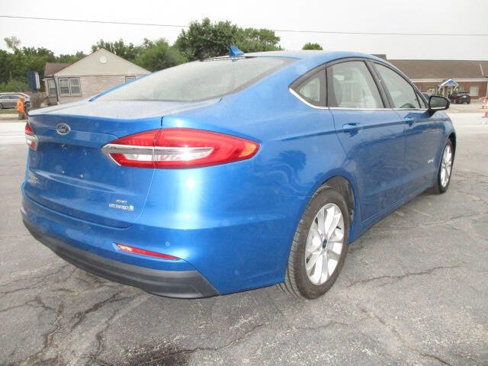 Used 2019 Ford Fusion SE image 9