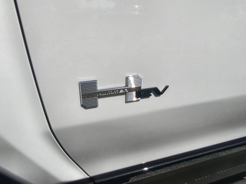 New 2026 GMC Hummer EV 4x4 Crew Cab image 32
