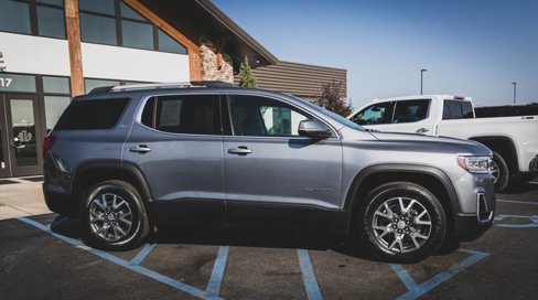 Used 2021 GMC Acadia SLE w/ Driver Convenience Package image 27