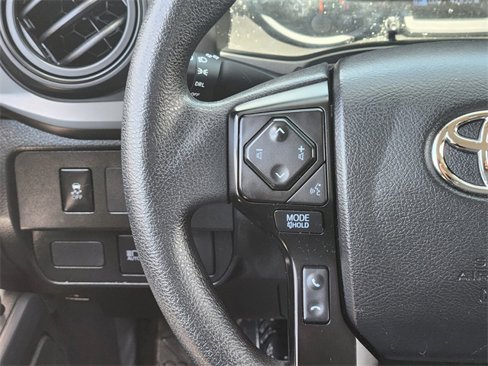 Used 2022 Toyota Tacoma SR image 25