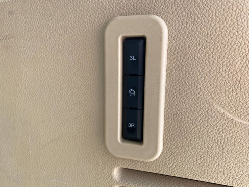 Used 2016 Ford Expedition EL XLT w/ Equipment Group 202A image 27