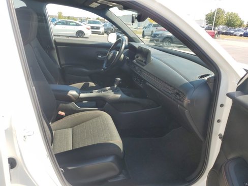 Used 2025 Honda HR-V Sport image 30