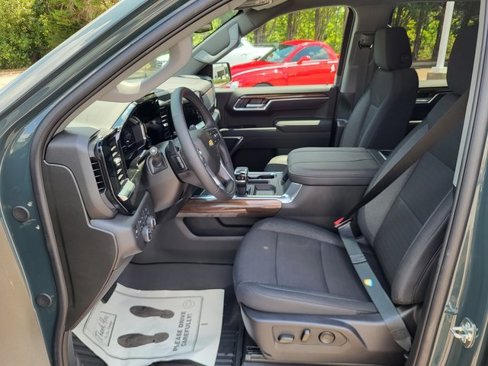New 2025 Chevrolet Silverado 1500 LT image 12