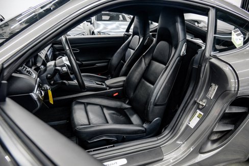 Used 2022 Porsche 718 Cayman image 4